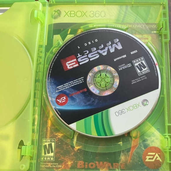 XBOX 360 Mass Effect 3 2 Disc Set - Picture 3 of 4